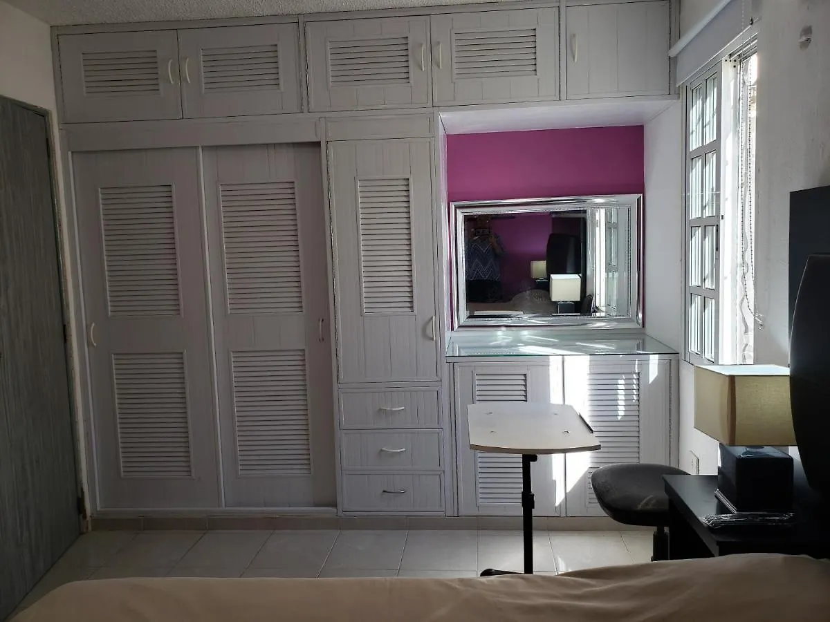 Guest house Casa Zac Nicte Mx-Habitacion Ixchel Cancun Mexico